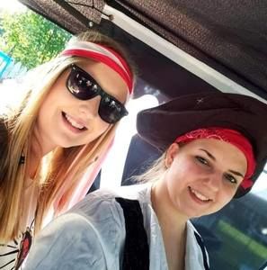 Meet your Posher, Maribeth